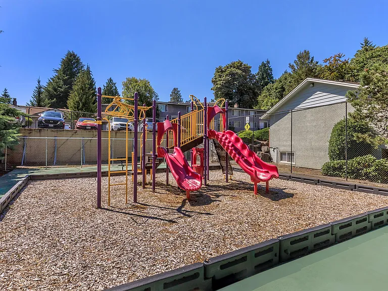 Greentree — Photo 33