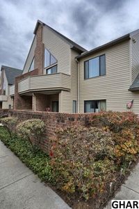 807 Cherrington Dr, Harrisburg, PA, 17110