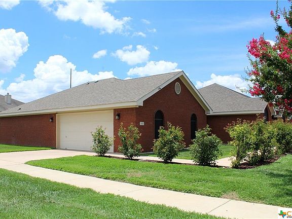 4th image of 3402 Robin Hood Dr