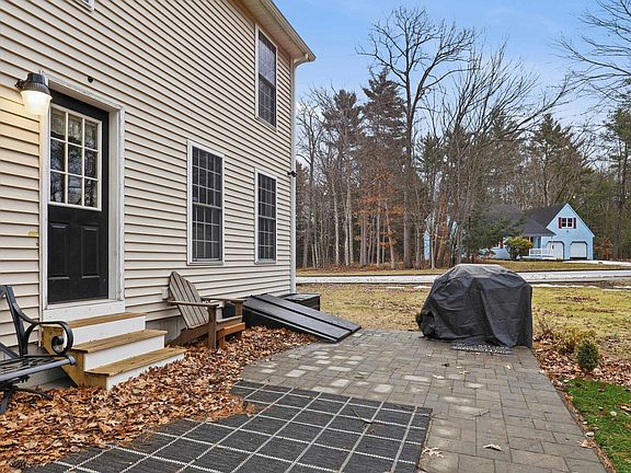 4th image of 62 Hampton Street