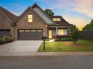 15 Sweetspire Ln, Simpsonville, SC 29681