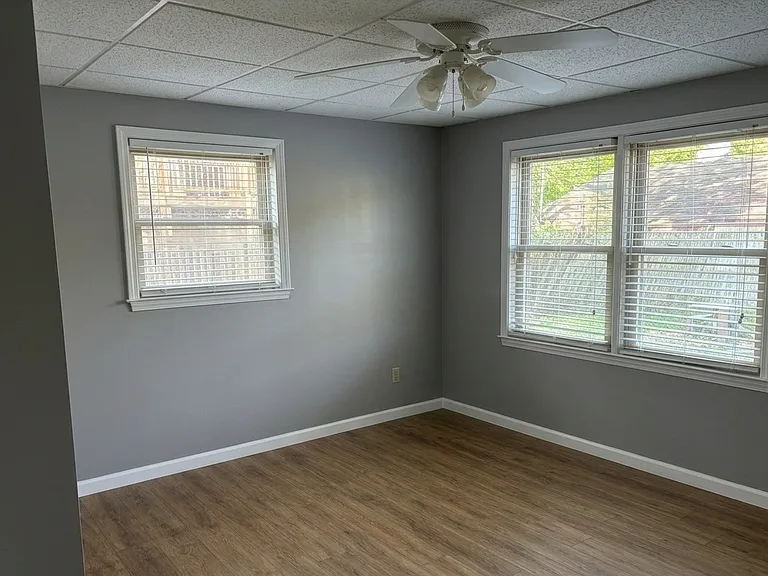 1537 Brookdale Ave — Photo 12