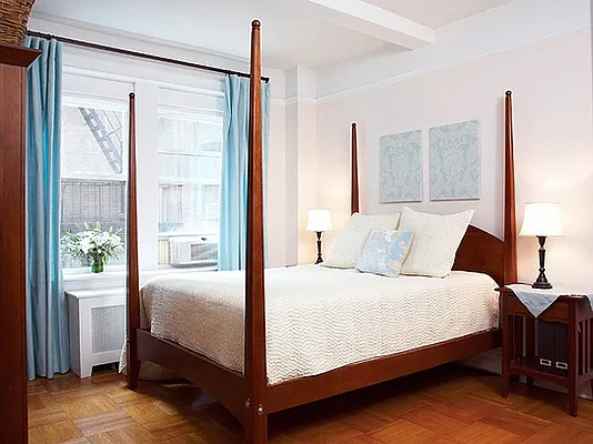 Sold by Stribling | media 1