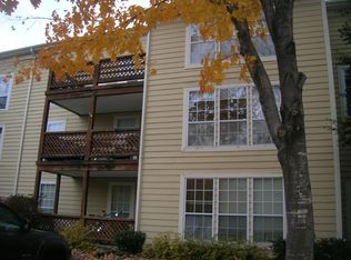 10202 Oakton Terrace Rd, Oakton, VA 22124