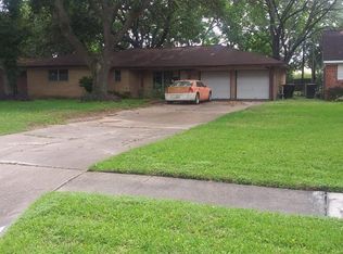 6017 Darlinghurst Dr, Houston, TX 77085