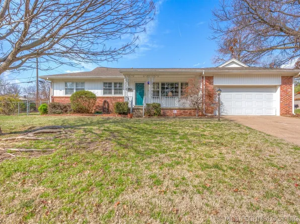 2202 S Maplewood Ave, Tulsa, OK 74114