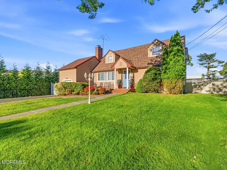 3 Cypress Ave — Photo 3