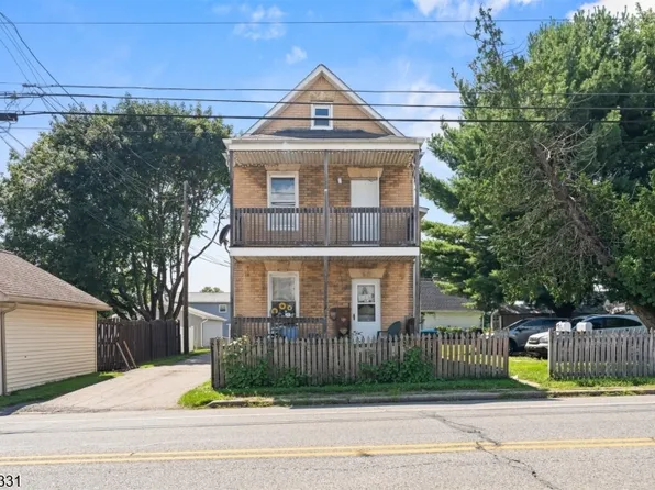 1027 3Rd Ave, Alpha Boro, NJ 08865