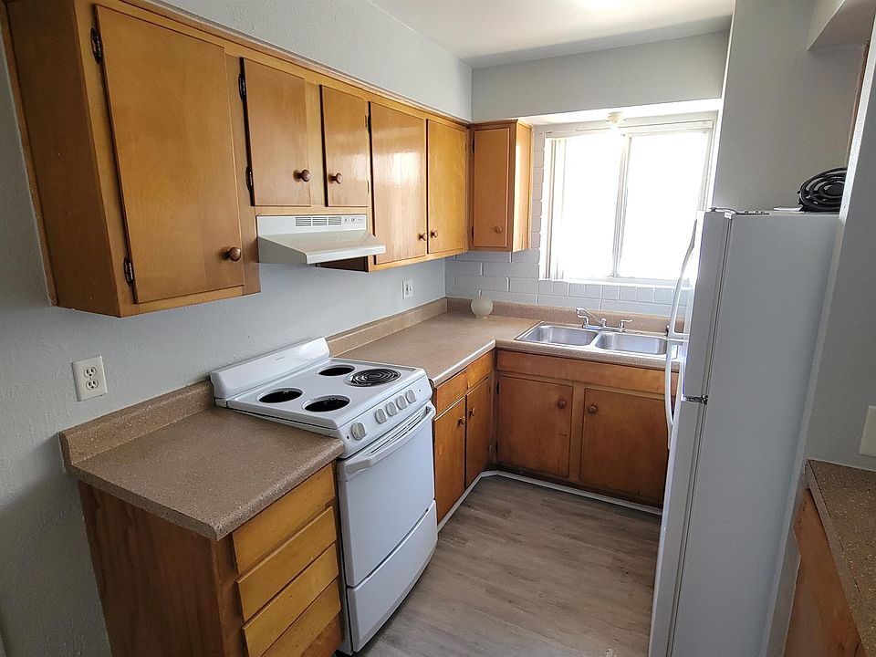 1st image of 380 Taylor Dr #13