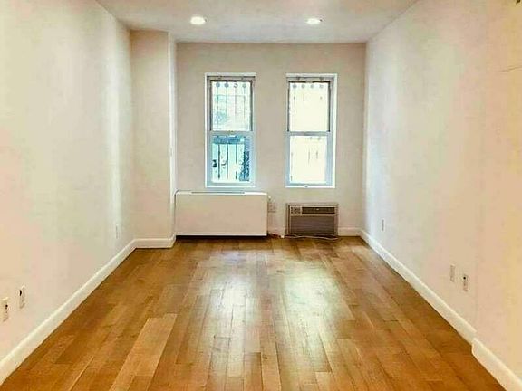 4th image of 326 E 82nd St #1AA