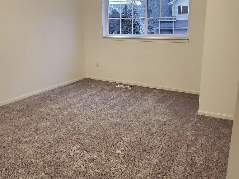 10 Bridgewater Trl — Photo 18