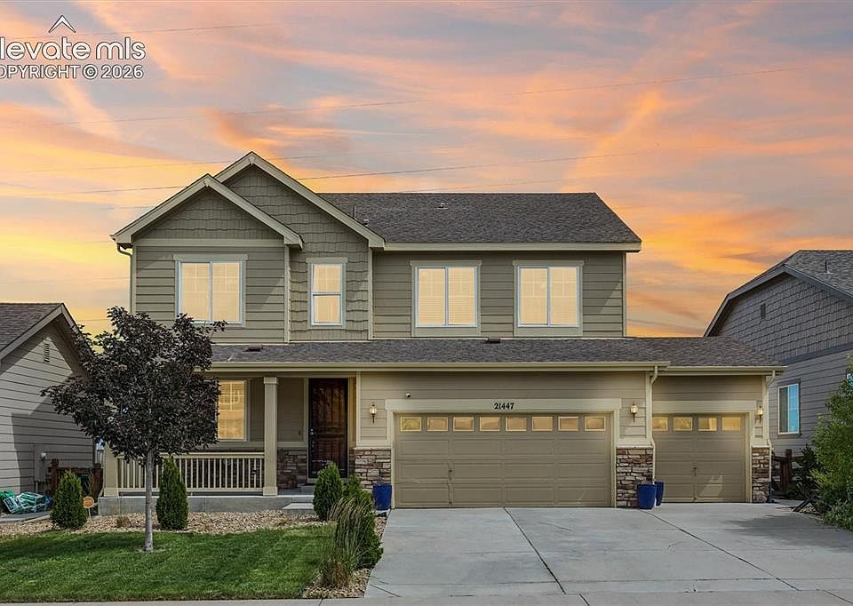 1st image of 21447 E Union Pl