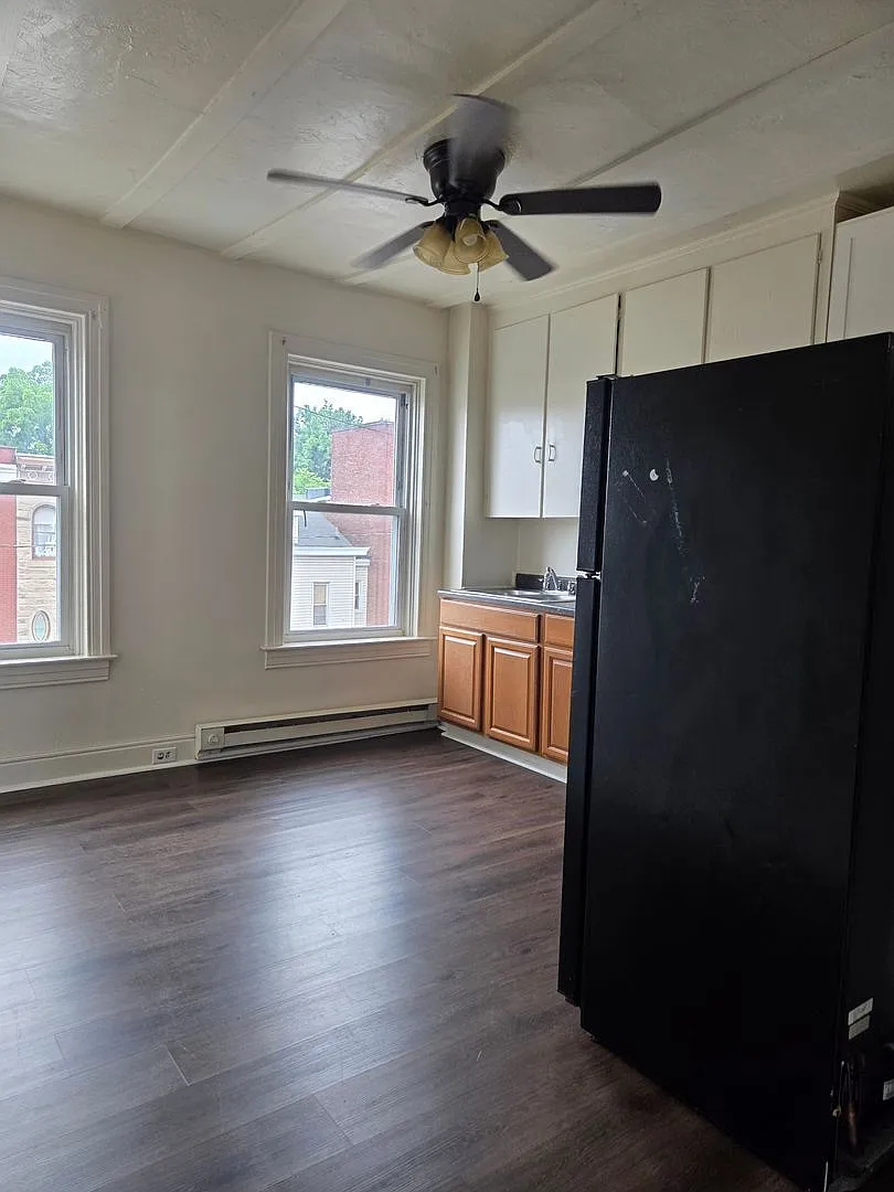 540 W. Market Street — Photo 3