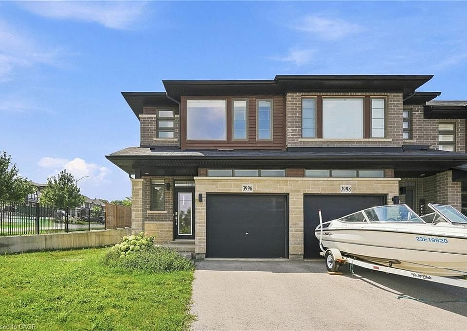 1st image of 3996 Crown St