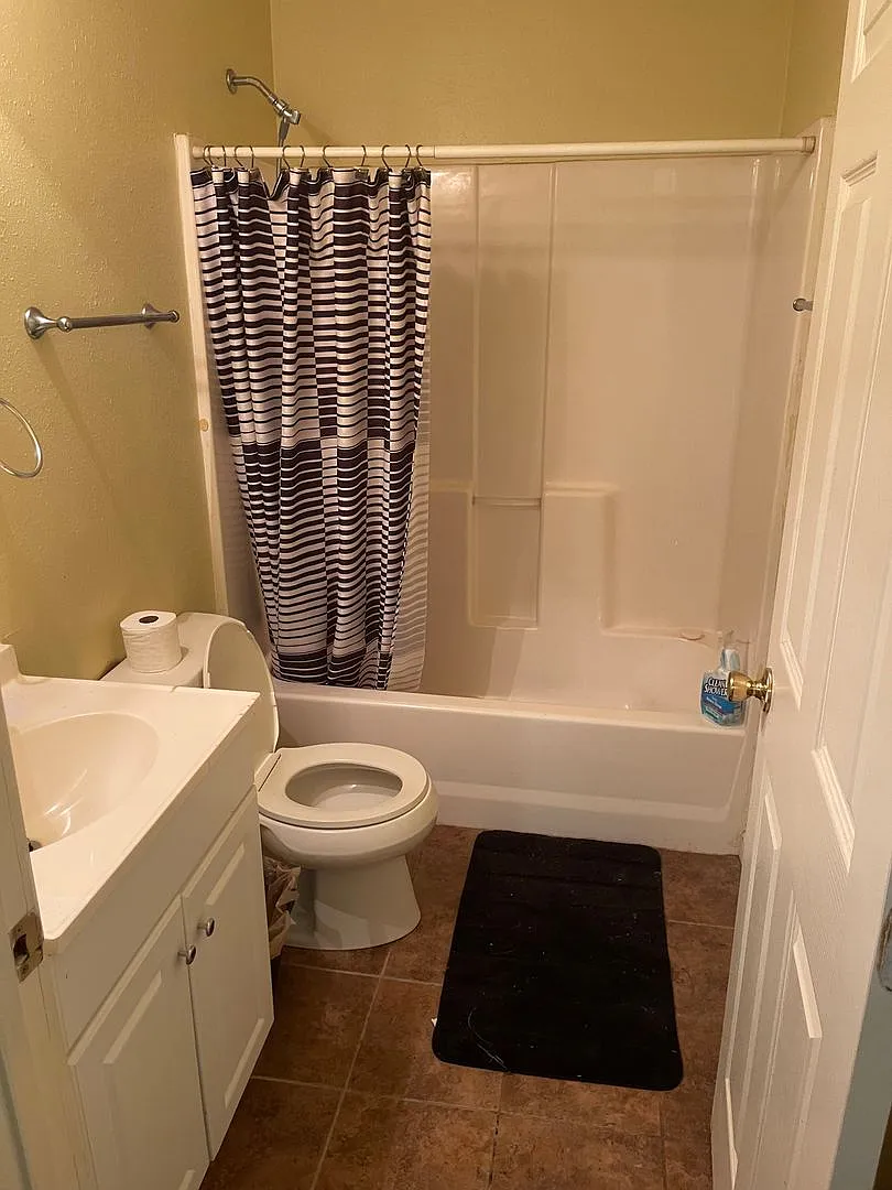 1 bedroom/1 bath — Photo 2
