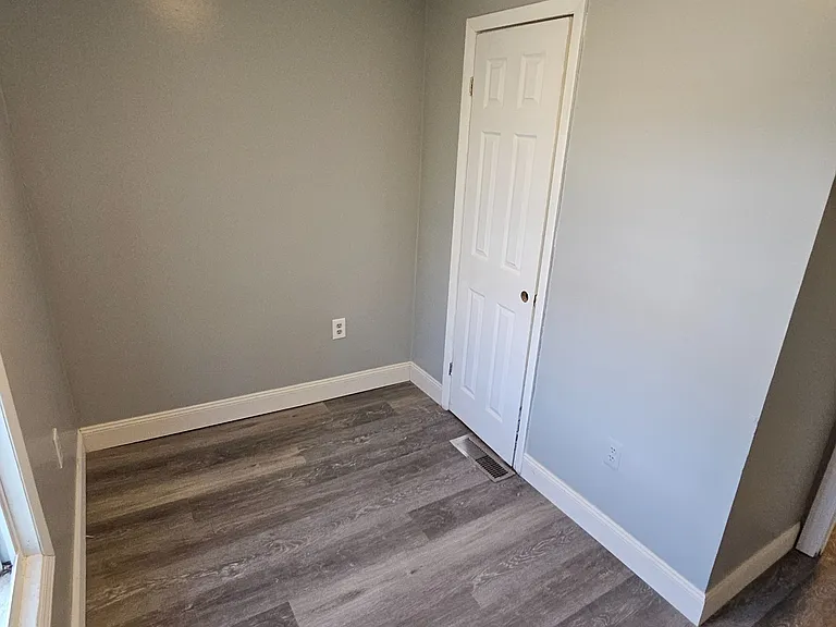 18 Barcelow St — Photo 24
