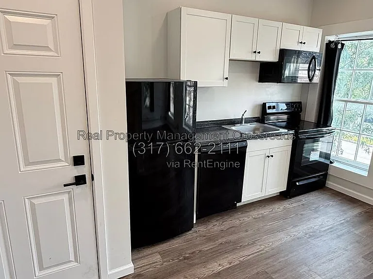 104 E Main St #203 — Photo 5