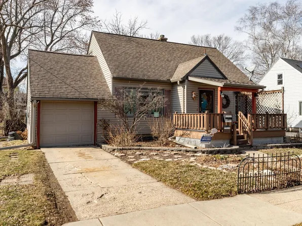 117 12th Ave SE, Rochester, MN 55904