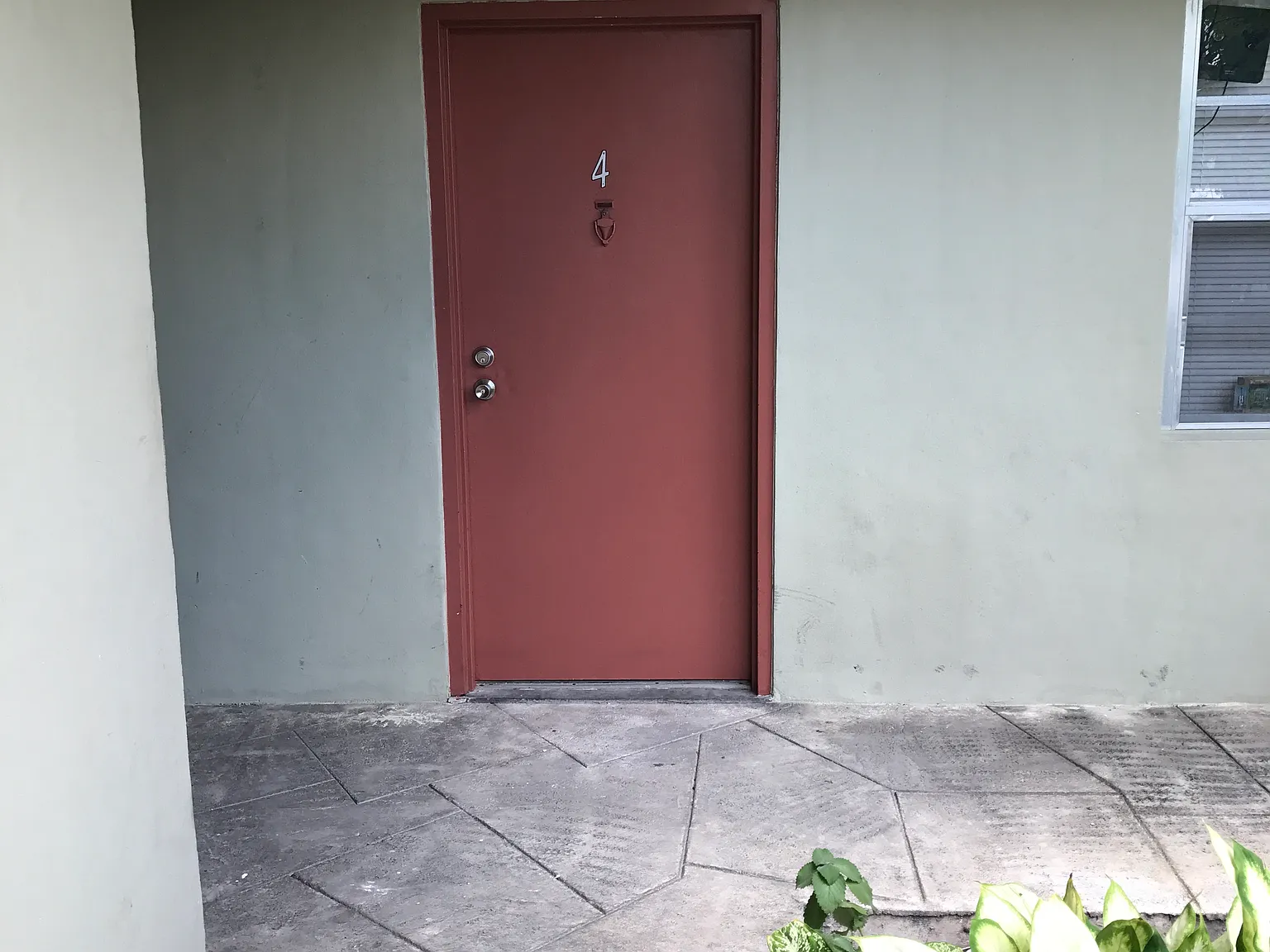 2 bed, 1100 sqft, $2,300 — Photo 2