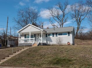 582 Valley View Dr, Hamilton, OH 45013