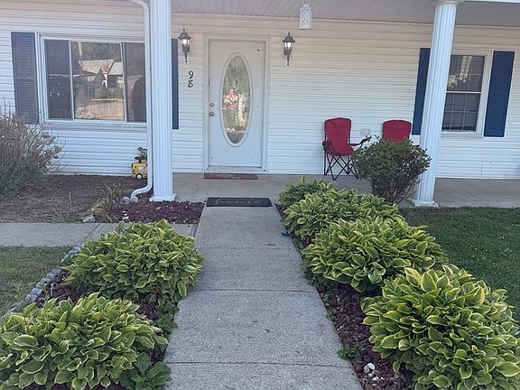 4th image of 98 Cardinal Dr