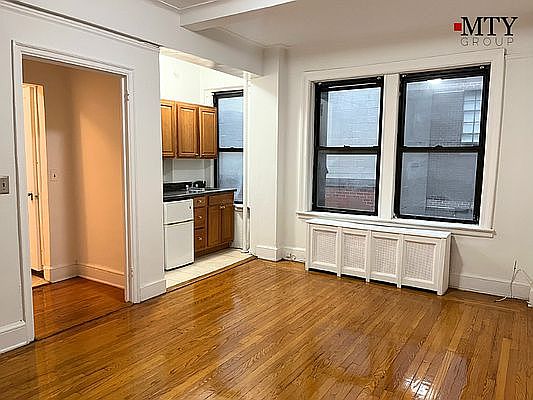 1st image of 155 E 52nd St APT 8J
