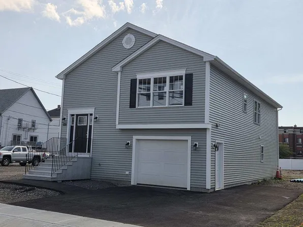 121 Saint Marys St, Fall River, MA 02720