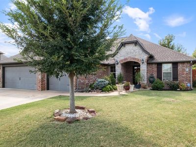 601 NE 23rd St, Moore, OK, 73160