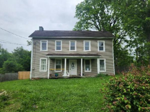 931 Mapletown Rd, Greensboro, PA 15338