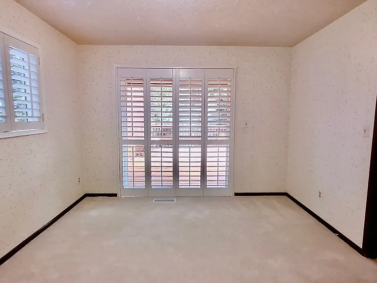 4470 Lakeview Blvd — Photo 37