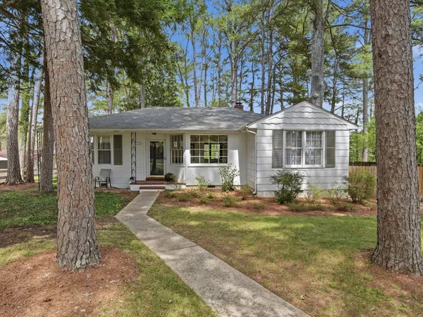 932 McKellar Dr, Tullahoma, TN 37388