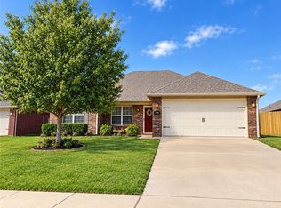 3050 Hook Ln, Farmington, AR 72730