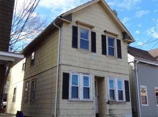 886 Douglas Ave, Providence, RI 02908