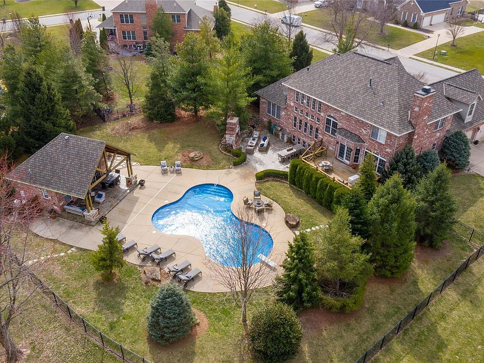 1009 Far Oaks Dr, Caseyville, IL 62232 Zillow