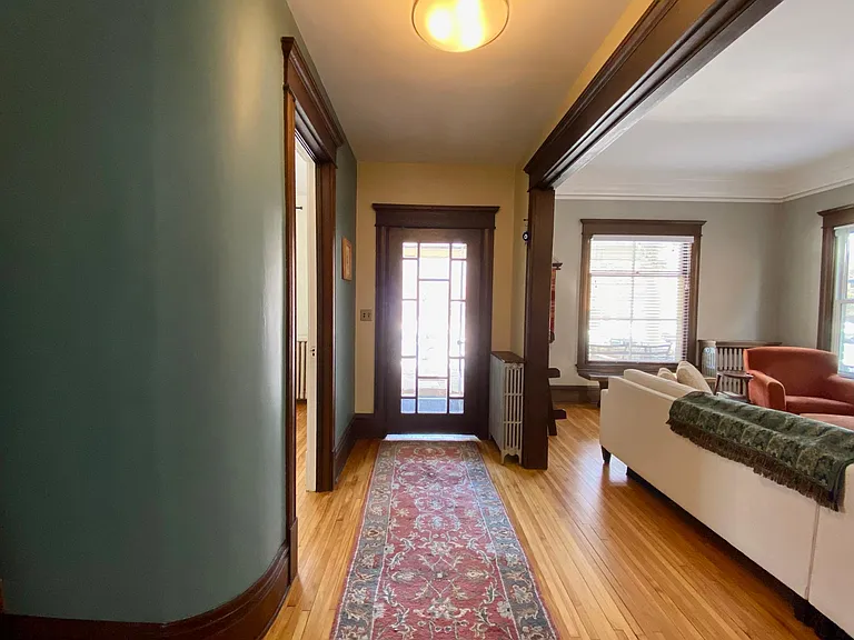 3200 Park Ave #1 — Photo 4