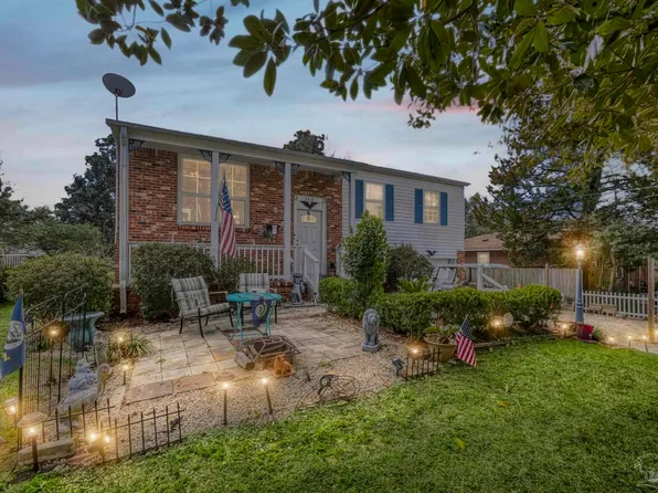 3310 Bluewater Dr, Pensacola, FL 32503