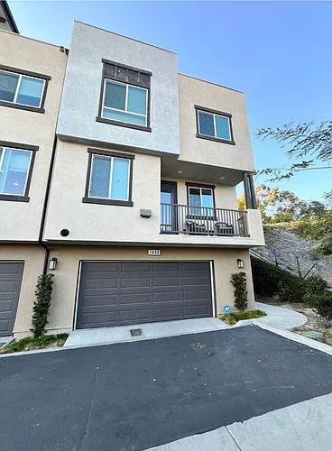 2498 Solara Ln Photo 1