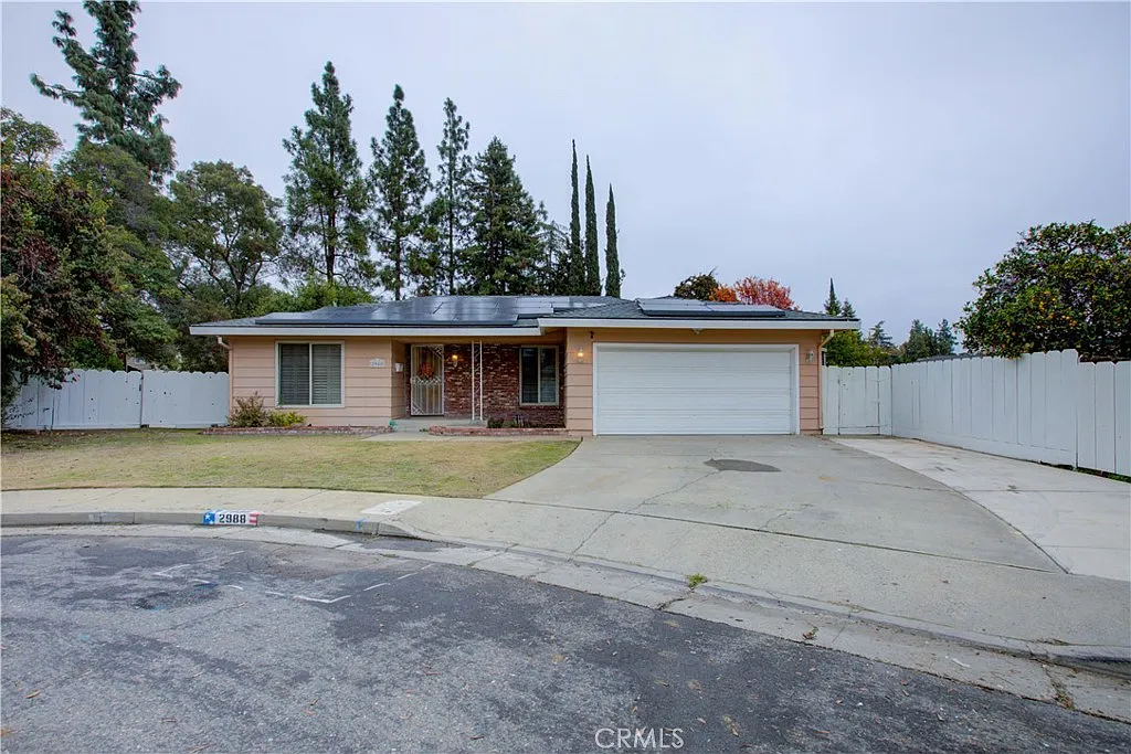2988 Briarwood Ct photo 1