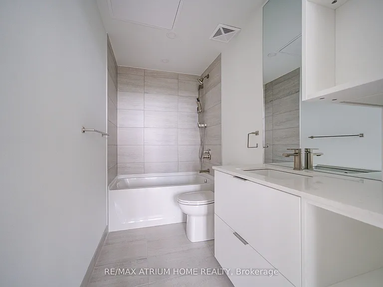 1 Fairview Rd E #621 — Photo 33