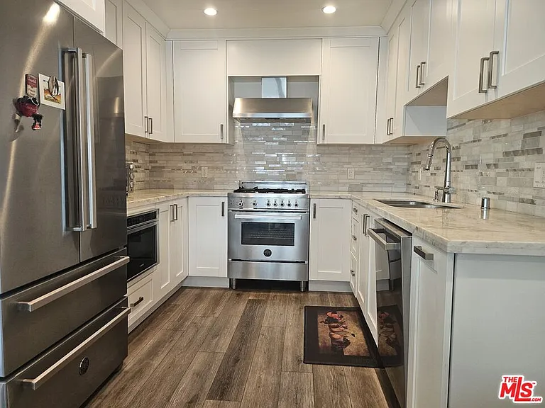 853 S Lucerne Blvd #206 — Photo 2