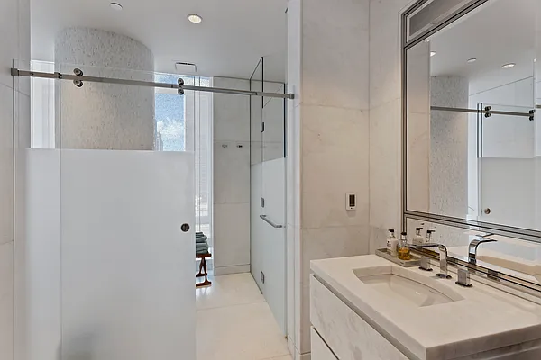Rented by Douglas Elliman | media 6