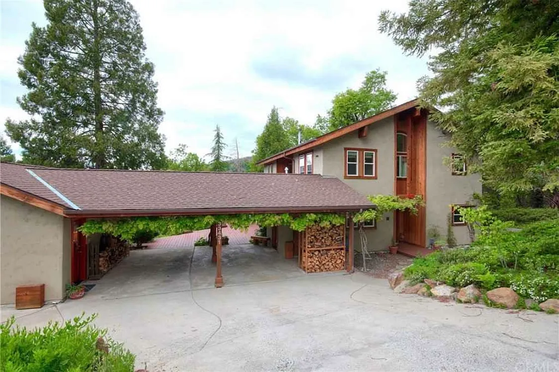 33431 Waterfall Way — Photo 2