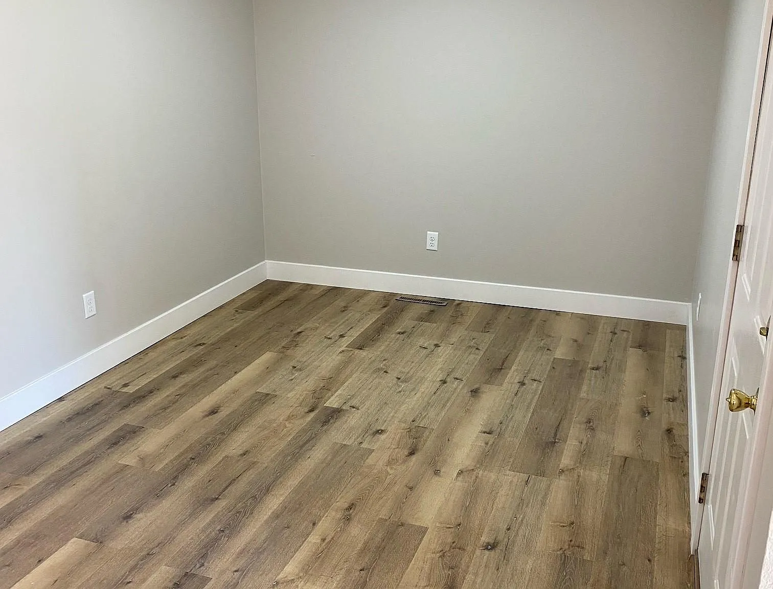 2 bed, 850 sqft, $1,000 — Photo 4