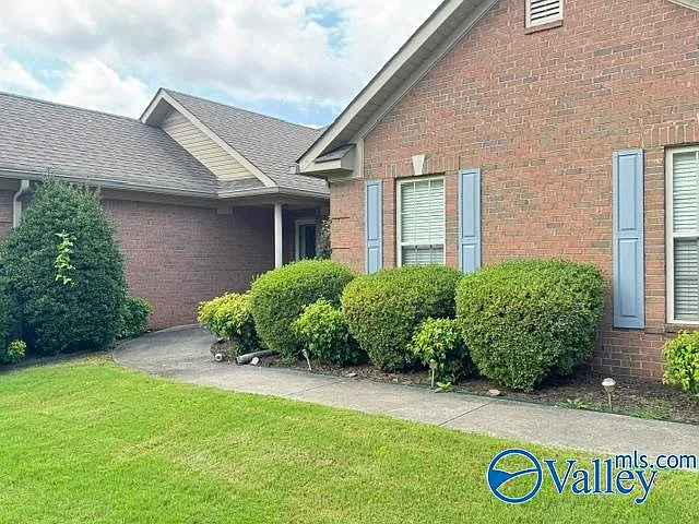 844 Wess Taylor Rd NE — Photo 2