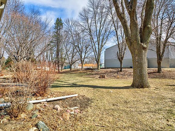 3rd image of 1547 Sayles Dr