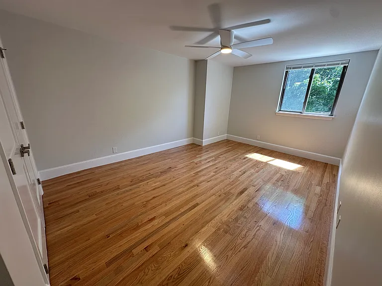 94 Beaconsfield Rd #2 — Photo 18