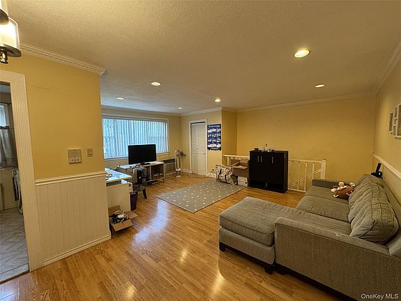 3rd image of 150-66 Jewel Avenue #79B