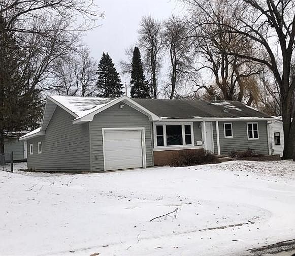 1st image of 622 Hazel Ln