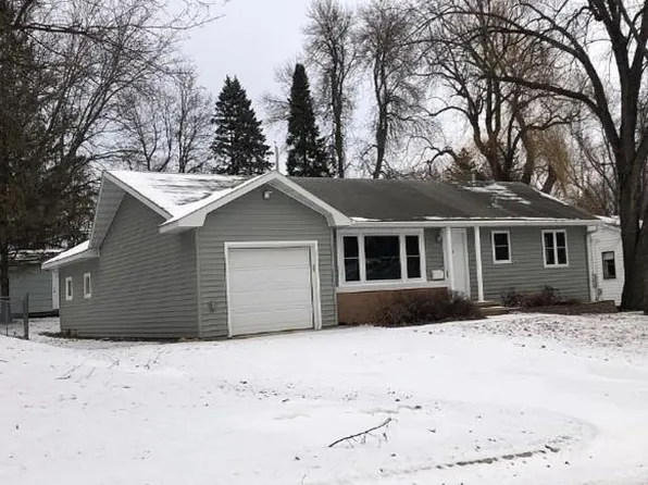 622 Hazel Ln, Owatonna, MN 55060
