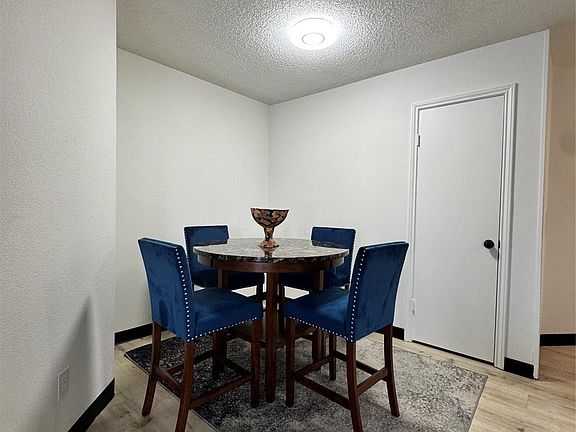 3rd image of 1319 Brenda Ln APT D
